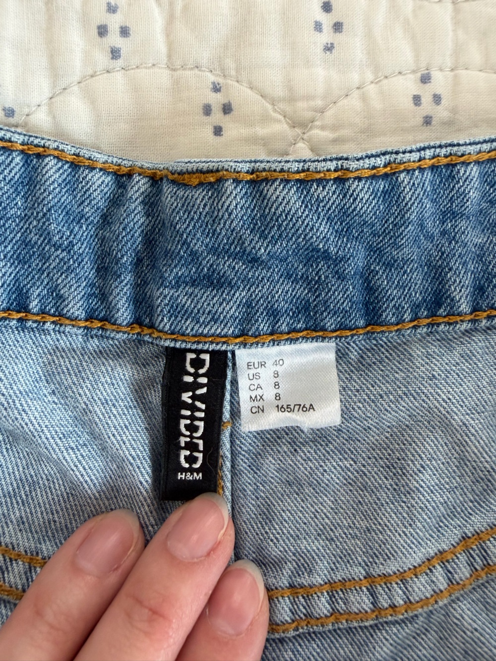 H&M High Rise Denim Shorts - Picture 3 of 3